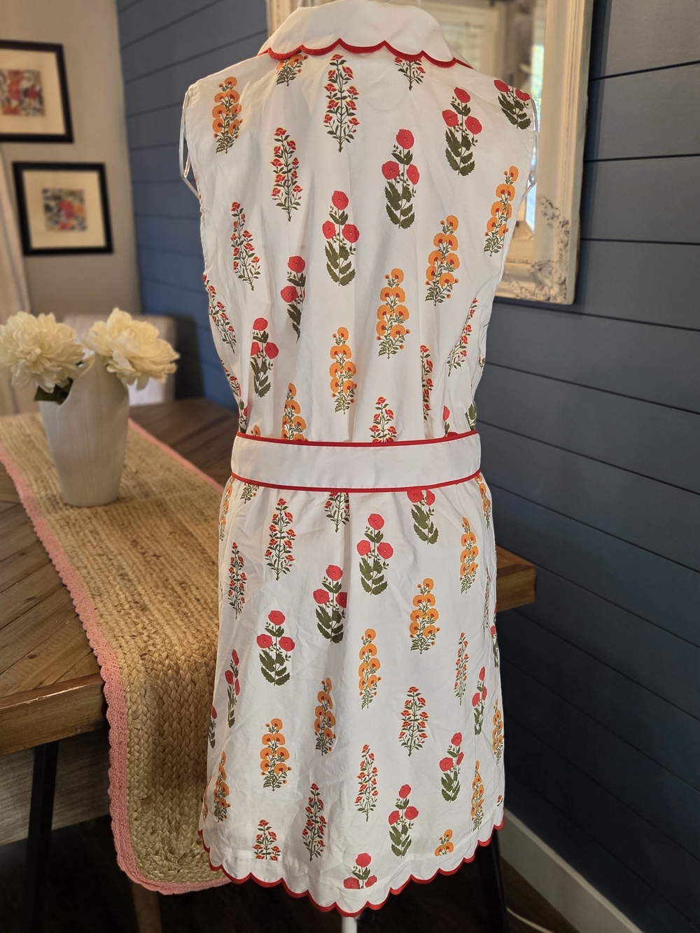 entro White Floral Tie-Waist Dress with Red and Orange Accents - Picture 9 of 10